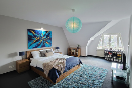 Geräumige Dachgeschoss – Wohnung mit Weitblick 2 zimmer