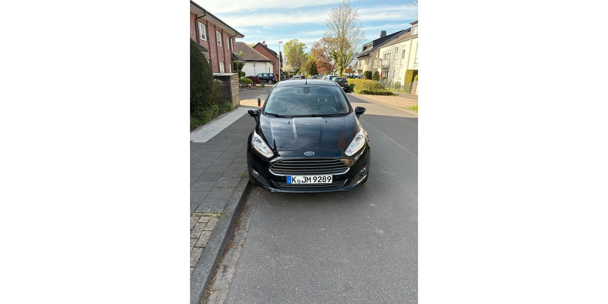 Ford Fiesta 118.000 km 6.000 &euro; Berlin 10781