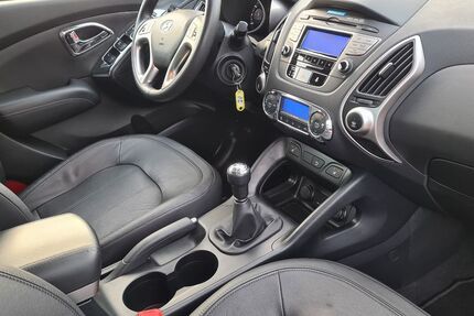 Hyundai ix35 108.000 km 8.250 &euro; Berlin 13127