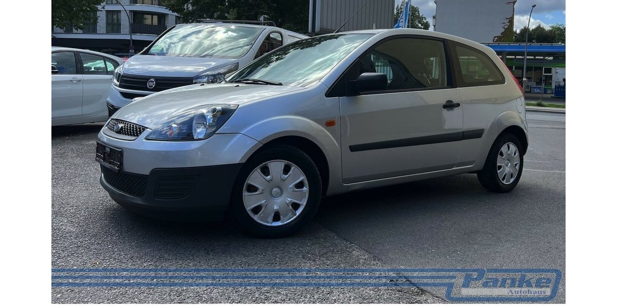 Ford Fiesta Ambiente 1.3*Radio/CD*AUX*Klima* 245.511 km 1.790 &euro; Berlin 13187