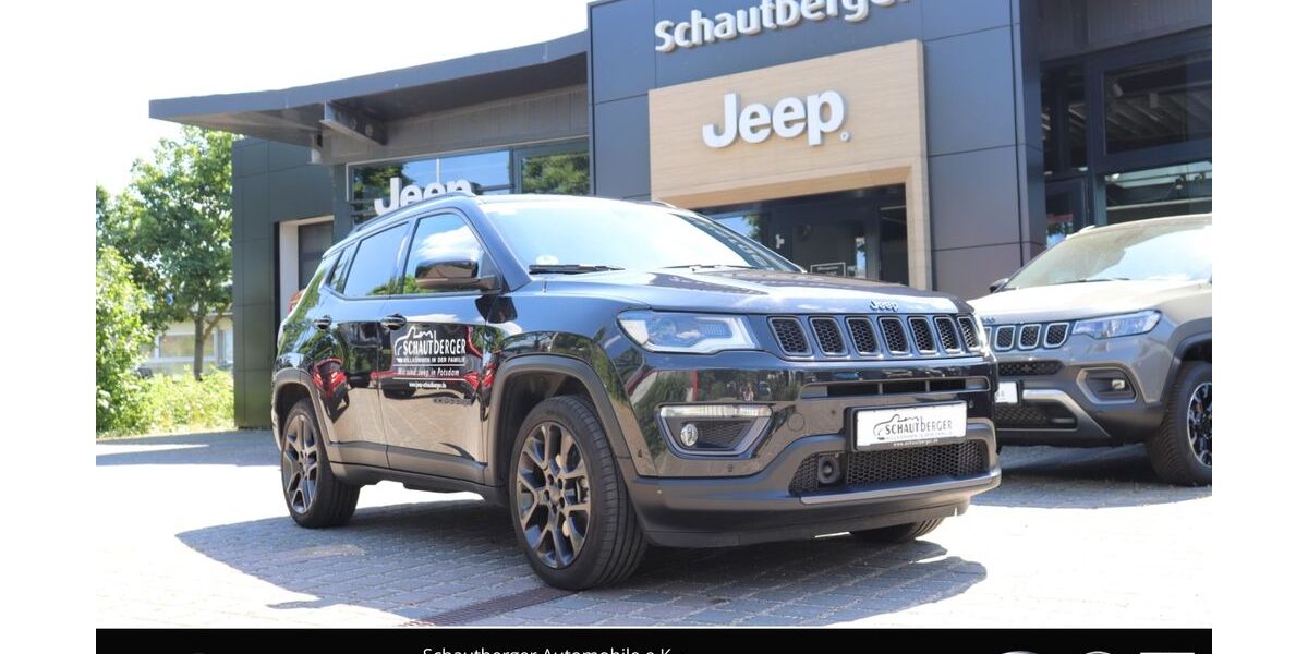 Jeep Compass 31.485 km 23.990 &euro; Potsdam 14482