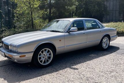 Jaguar XJ 120.000 km 15.400 &euro; Berlin 12055