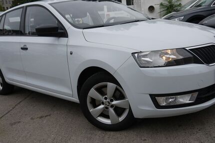 Skoda Rapid 95.000 km 8.999 &euro; Berlin 12439