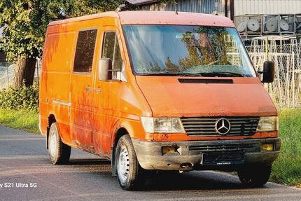 Mercedes-Benz Sprinter 186.776 km 6.200 &euro; Berlin 13629