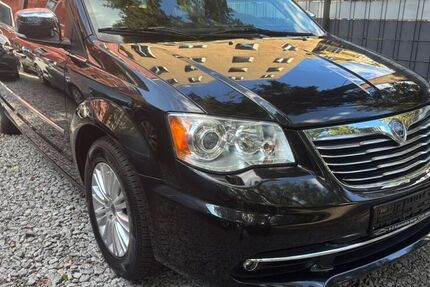 Lancia Voyager