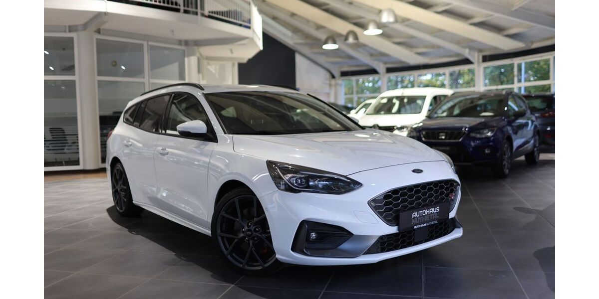 Ford Focus 58.563 km 21.980 &euro; Nuthetal 14558