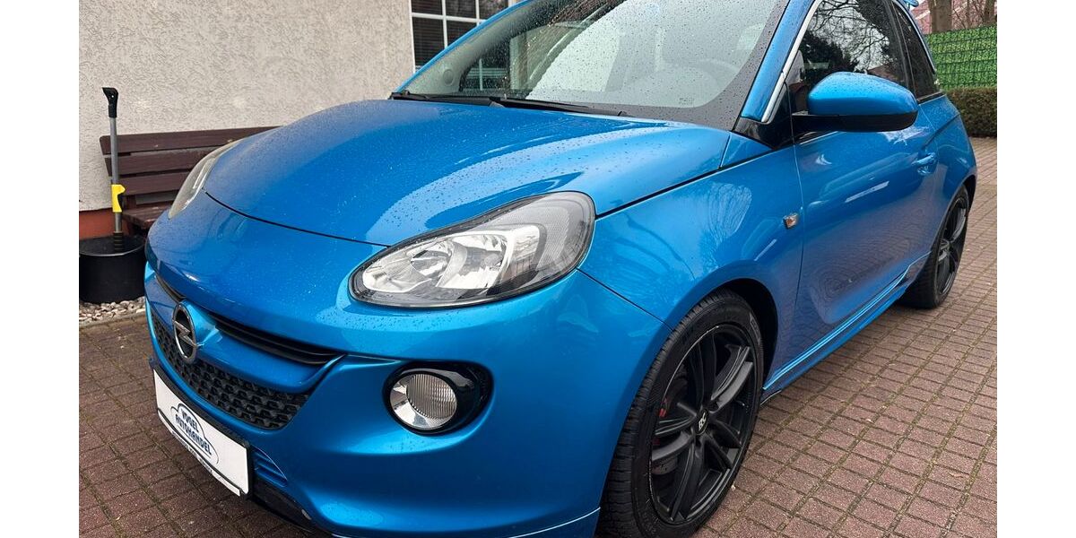 Opel Adam 67.555 km 9.440 &euro; Berlin 13059