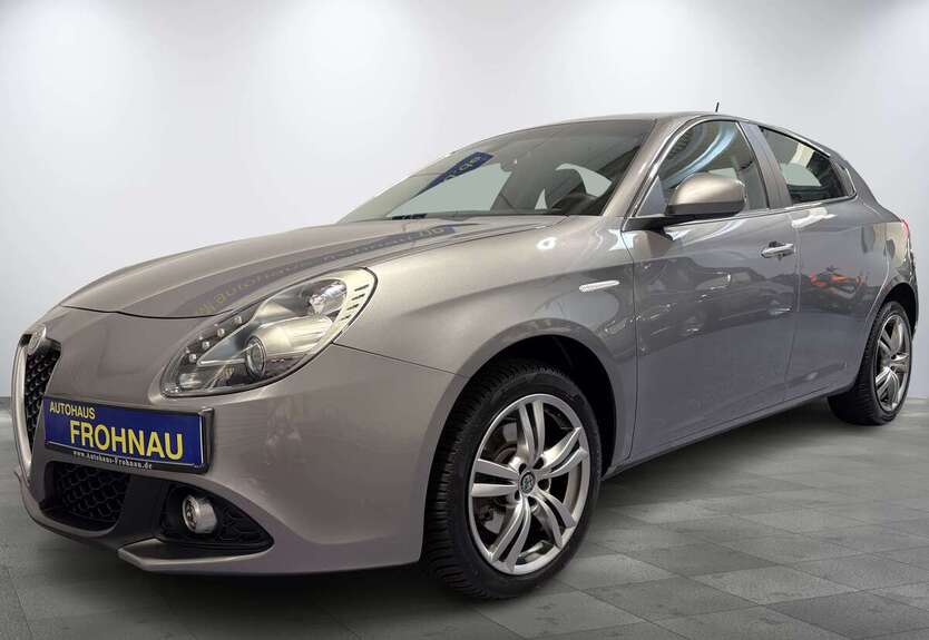 Alfa Romeo Giulietta 88.421 km 15.980 € Berlin 13467
