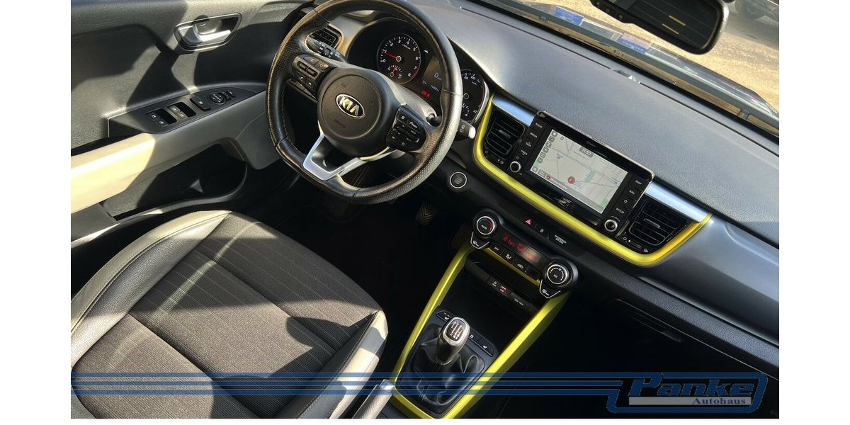 Kia Stonic Spirit 1.0*NAV*SHZ*RFK*BT*TotW*LED* 75.000 km 11.890 &euro; Berlin 13187