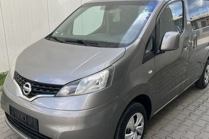 Nissan NV200 145.000 km 7.999 &euro; berlin 12305