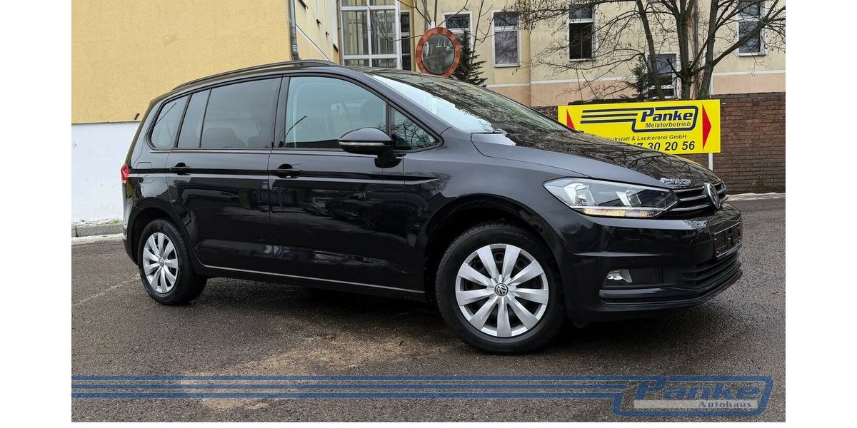 VW Touran Comfortl.DSG BT110 TSI*7Sitz*NAV*ACC*PDC* 40.678 km 22.990 &euro; Berlin 13187