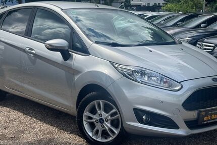 Ford Fiesta 99.000 km 6.490 &euro; Berlin 13127