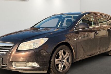 Opel Insignia 185.221 km 2.899 &euro; Berlin 12681