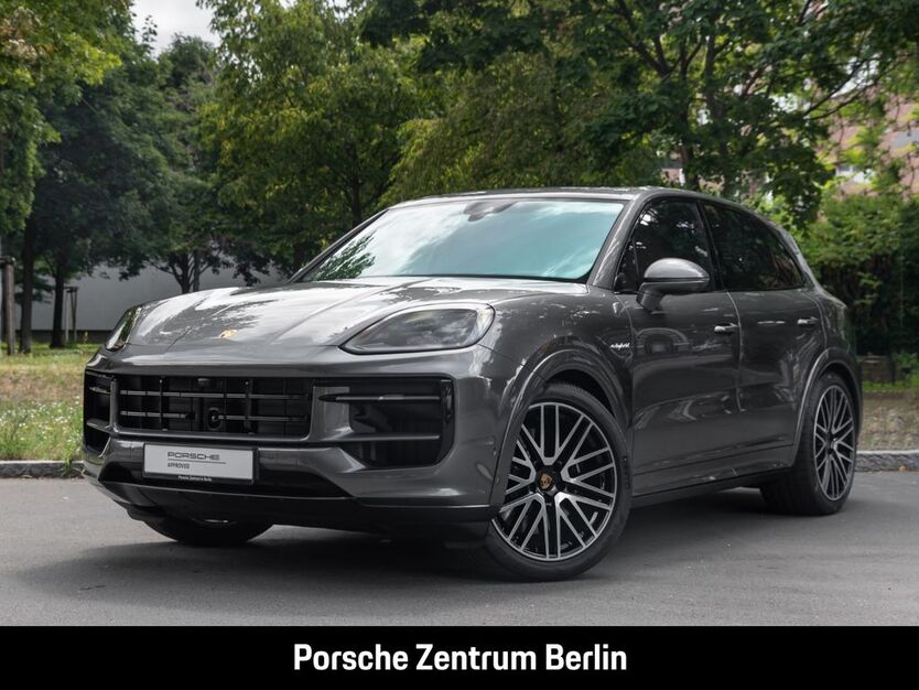 Porsche Cayenne 5.689 km 169.830 € Berlin 10587