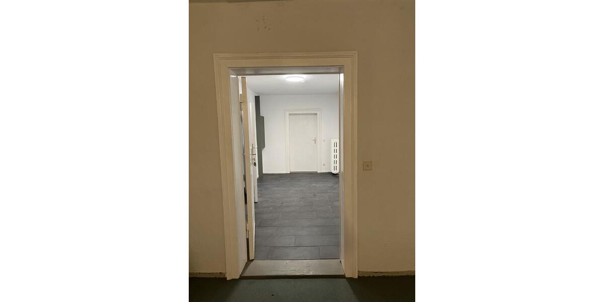 Etagenwohnung Berlin Westend - 5 Zimmer, 120 m&sup2;, 2.200&euro; | Angebot:26329400