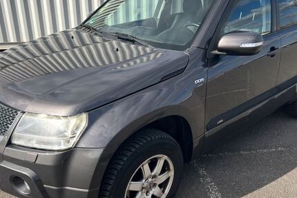 Suzuki Grand Vitara 161.000 km 4.500 &euro; Berlin 12057