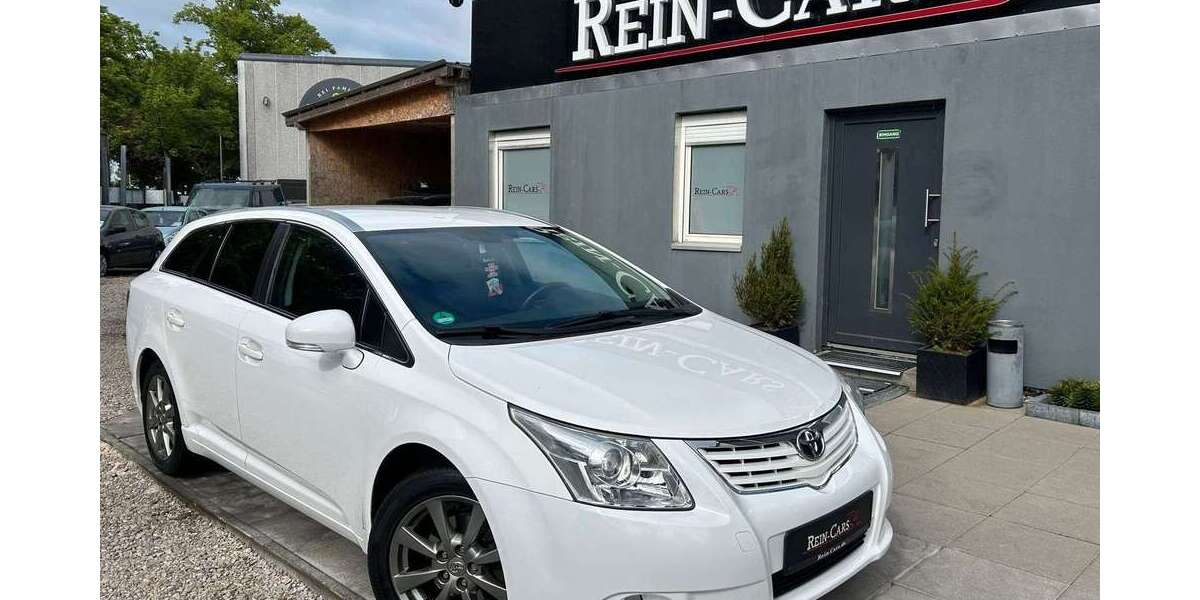Toyota Avensis 179.000 km 6.990 &euro; Berlin 13088