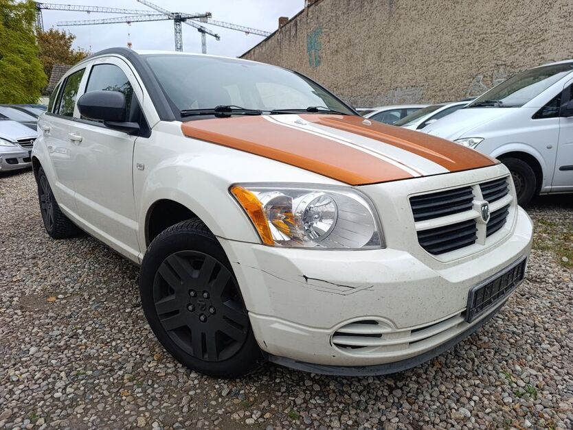 Dodge Caliber 190.000 km 4.950 € Berlin 10245