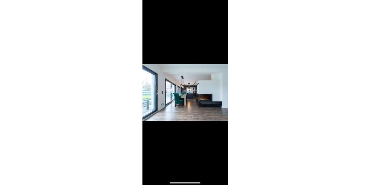 Villa Brieselang - 7 Zimmer, 248 m&sup2;, 1.500.000&euro; | Angebot:26070780