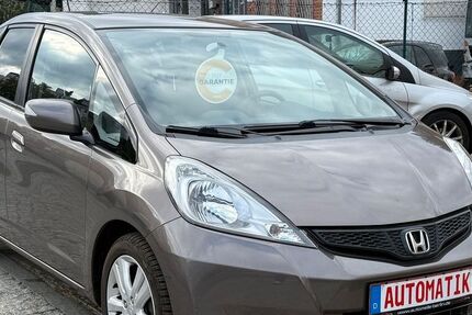 Honda Jazz 95.000 km 8.990 € Berlin 10551