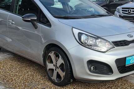 Kia Rio 60.000 km 9.999 &euro; Berlin 13589