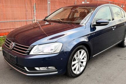 VW Passat 234.000 km 8.999 &euro; Berlin 12057