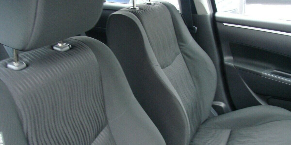 Suzuki Swift 1.2 Club Automatik Tempomat Sitzheizung 37.970 km 9.980 &euro; Falkensee 14612