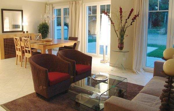 Mehrfamilienhaus, Wohnhaus Kleinmachnow - 8 Zimmer, 290 m&sup2;, 1.250.000&euro; | Angebot:25704265