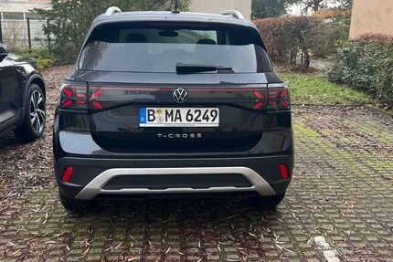 VW T-Cross 14.762 km 23.800 &euro; Berlin 12059