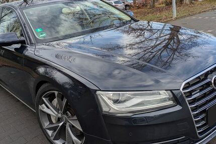 Audi A8 134.000 km 18.700 &euro; Berlin 12277