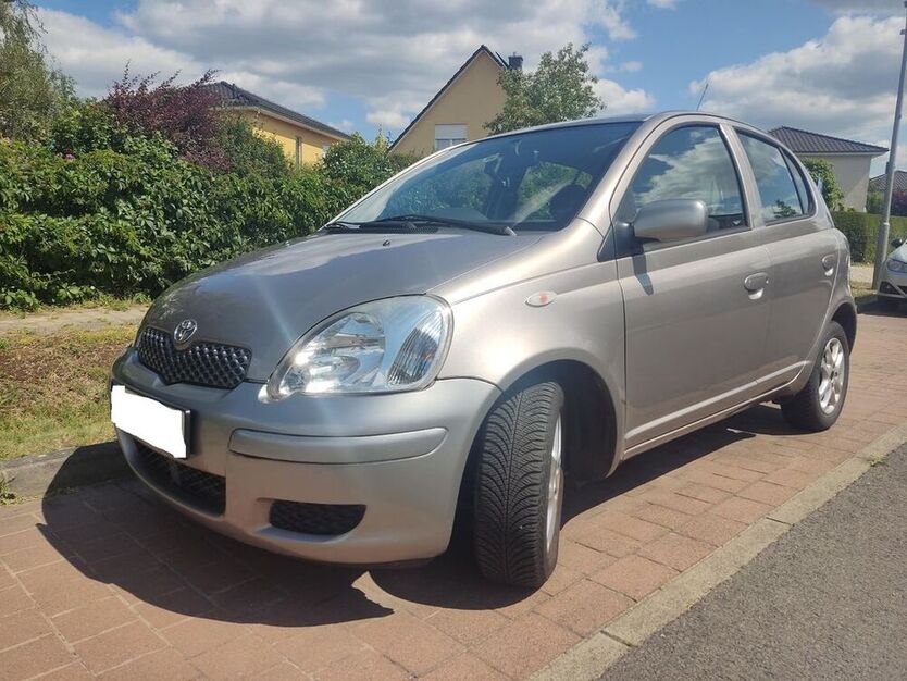 Yaris