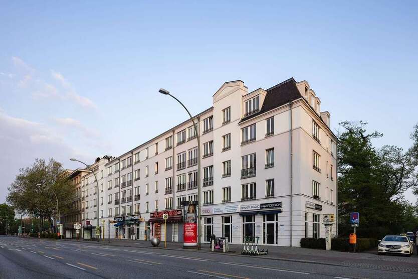 Einzelhandel in Berlin 669.900 € 151.95 m²