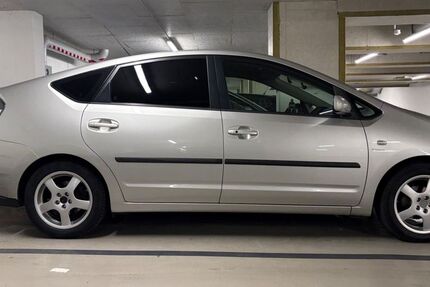 Toyota Prius 299.999 km 3.500 &euro; Berlin 13351