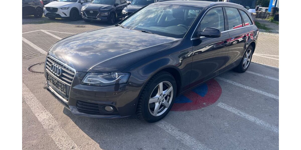 Audi A4 222.126 km 5.599 &euro; Berlin 12099