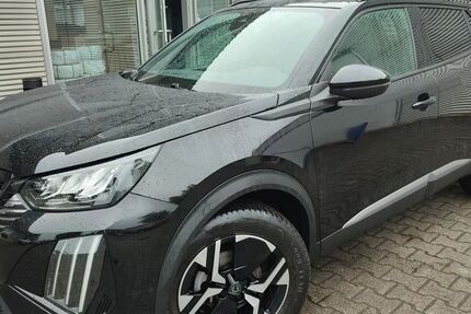 Peugeot 2008 22.713 km 21.490 € Brandenburg an der Havel 14772