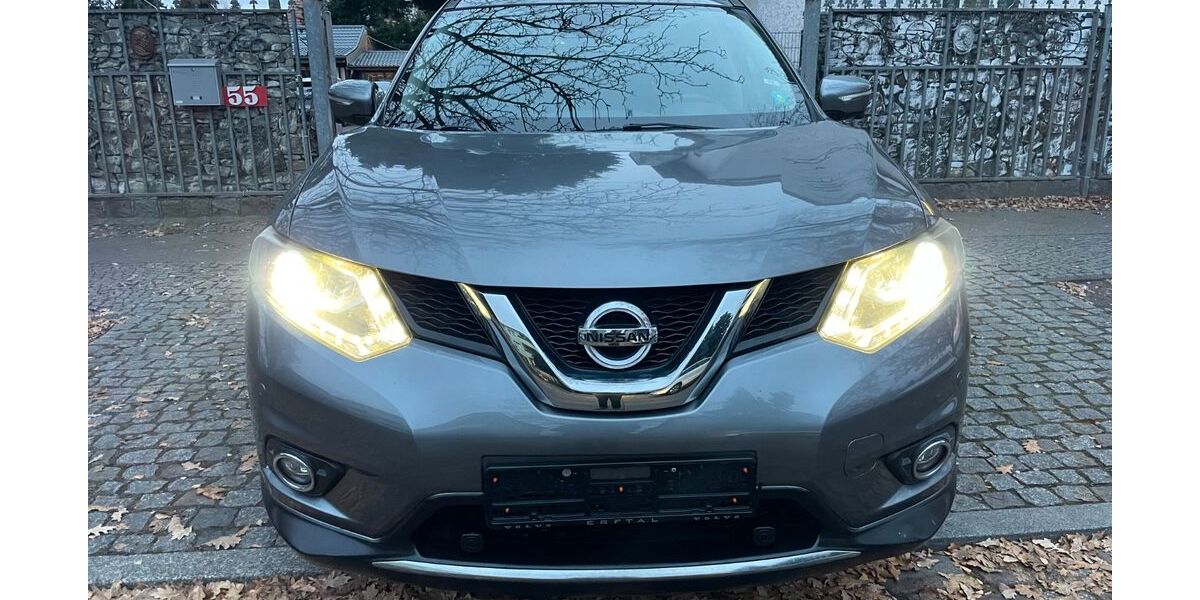 Nissan X-Trail 166.123 km 11.799 &euro; Berlin 12357