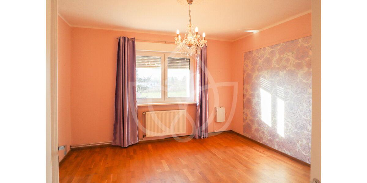 EFH auf ca. 2.298 m² Grundstück mit Pool und Nebengebäuden in Mahlow! - Einfamilienhaus Blankenfelde-Mahlow Mahlow | Angebot:24945405