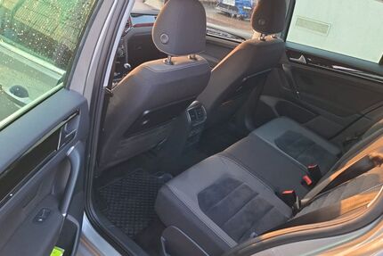 VW Golf Sportsvan 32.600 km 14.990 € Schönefeld 12529