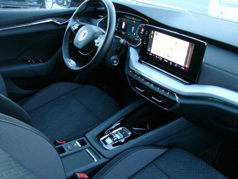 Skoda Octavia 2.0TDi Style ACC Columbus+ HeadUp AHK 46.823 km 26.980 € Falkensee 14612