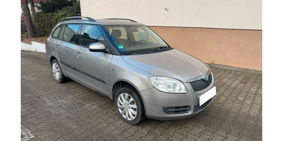 Skoda Fabia 280.000 km 1.500 &euro; Berlin 12045