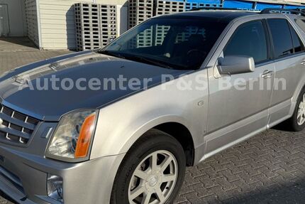 Cadillac SRX 143.000 km 4.999 &euro; Berlin 12349