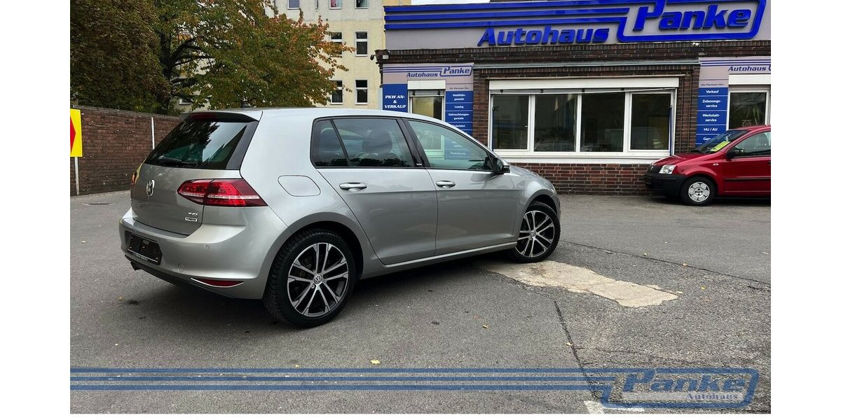VW Golf VII Allstar BMT*PDC*Xenon*SHZ*Tempo* 94.457 km 12.990 &euro; Berlin 13187