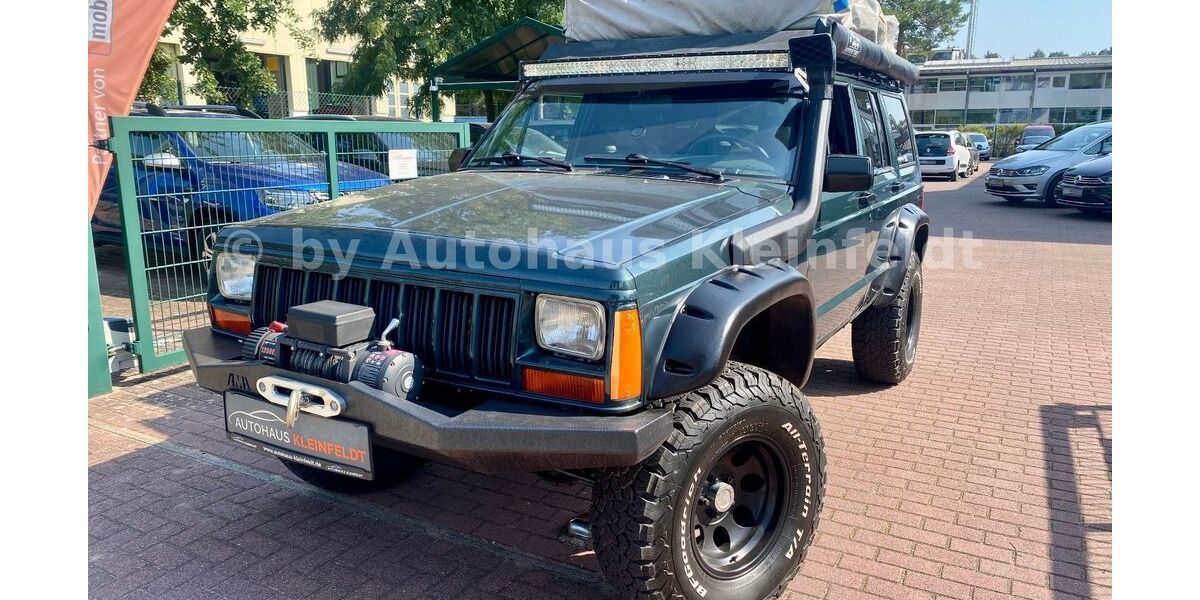 Jeep Cherokee 190.370 km 19.990 &euro; Borkheide 14822