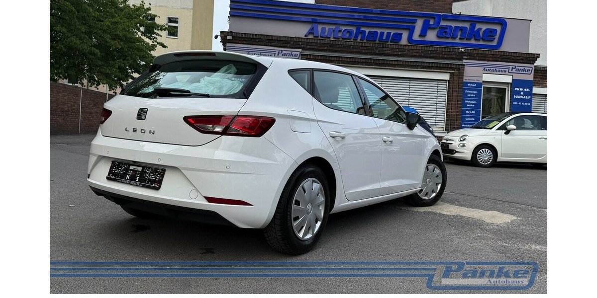 Seat Leon FR Alcantara Navi Sitzheizung SR/WR 85.720 km 12.290 &euro; Berlin 13187