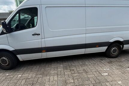 Mercedes-Benz Sprinter 310.000 km 8.900 &euro; Berlin 12099