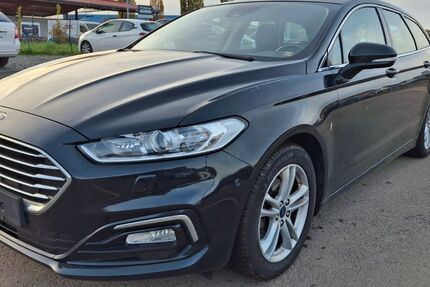 Ford Mondeo 132.000 km 13.900 € Blankenfelde-Mahlow 15831