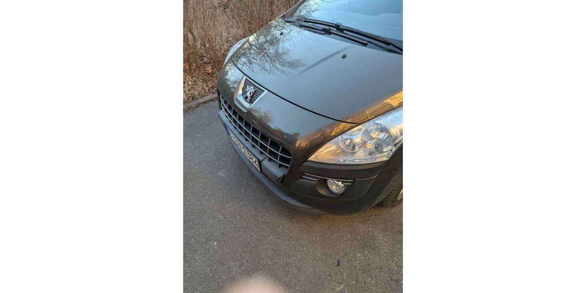 Peugeot 3008 141.992 km 5.000 &euro; Berlin 11627