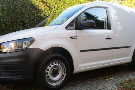 VW Caddy 106.650 km 12.499 € Berlin 13053