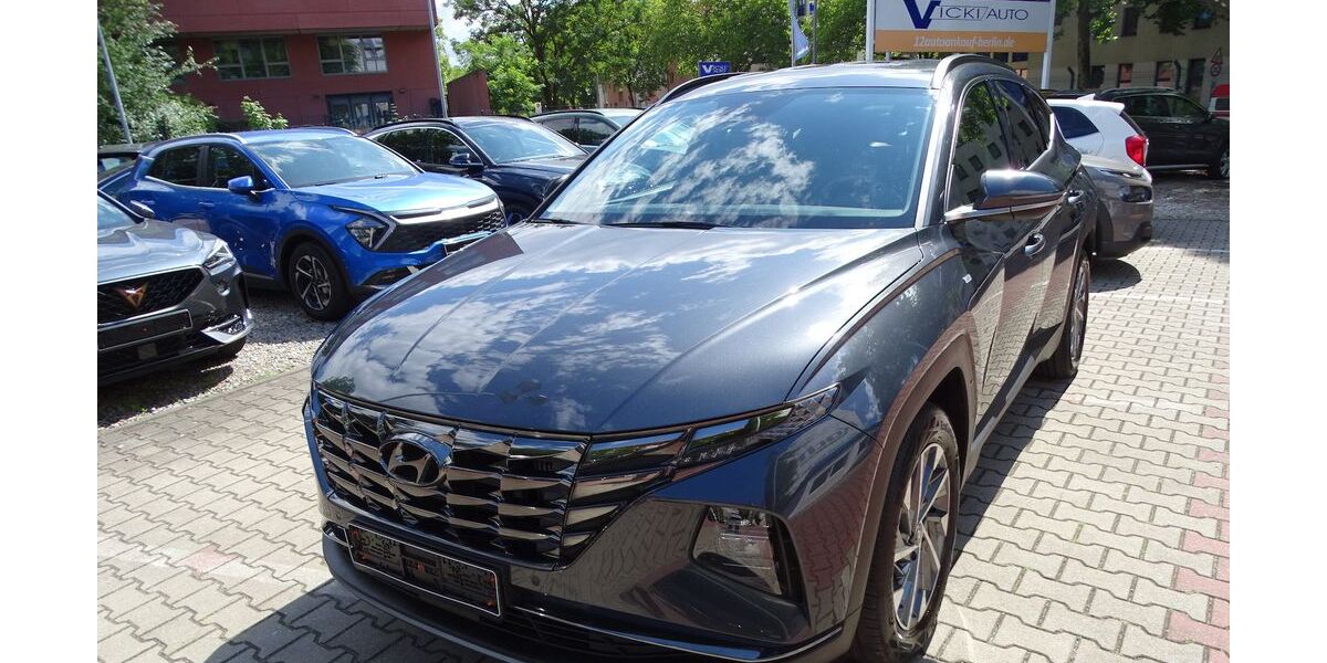 Hyundai TUCSON 54.670 km 23.900 &euro; Berlin 12359