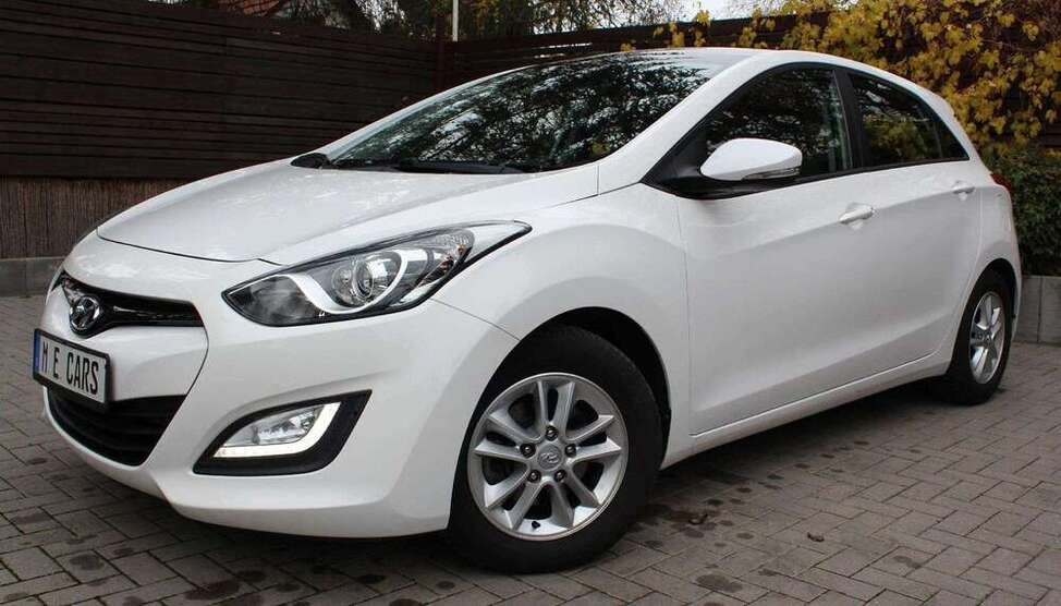 i30